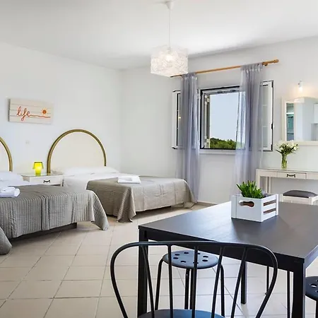Apartment Senses Suites In Rural Setting Lakithra